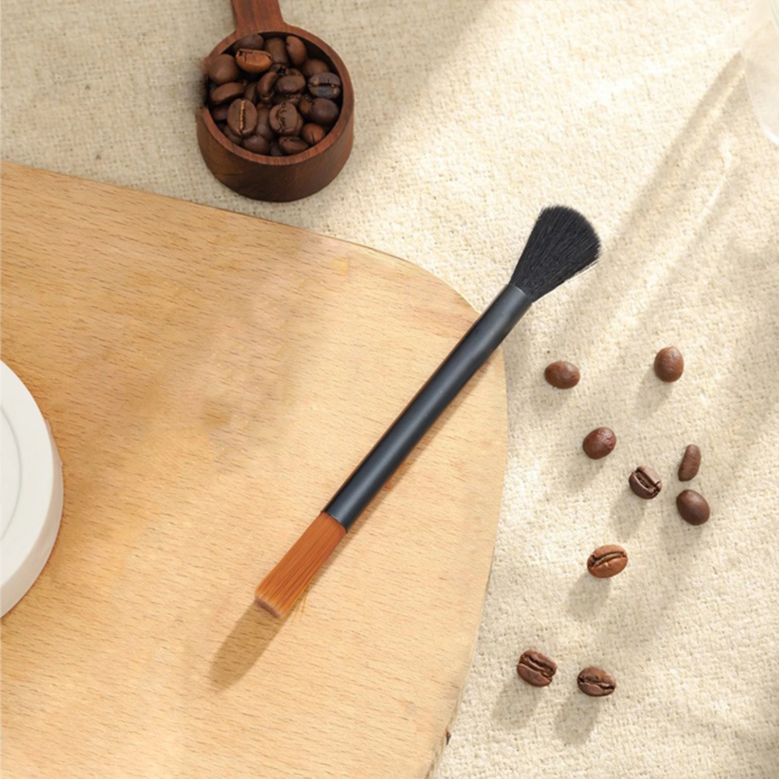 Coffee Brush Grinder - Blonde Barista